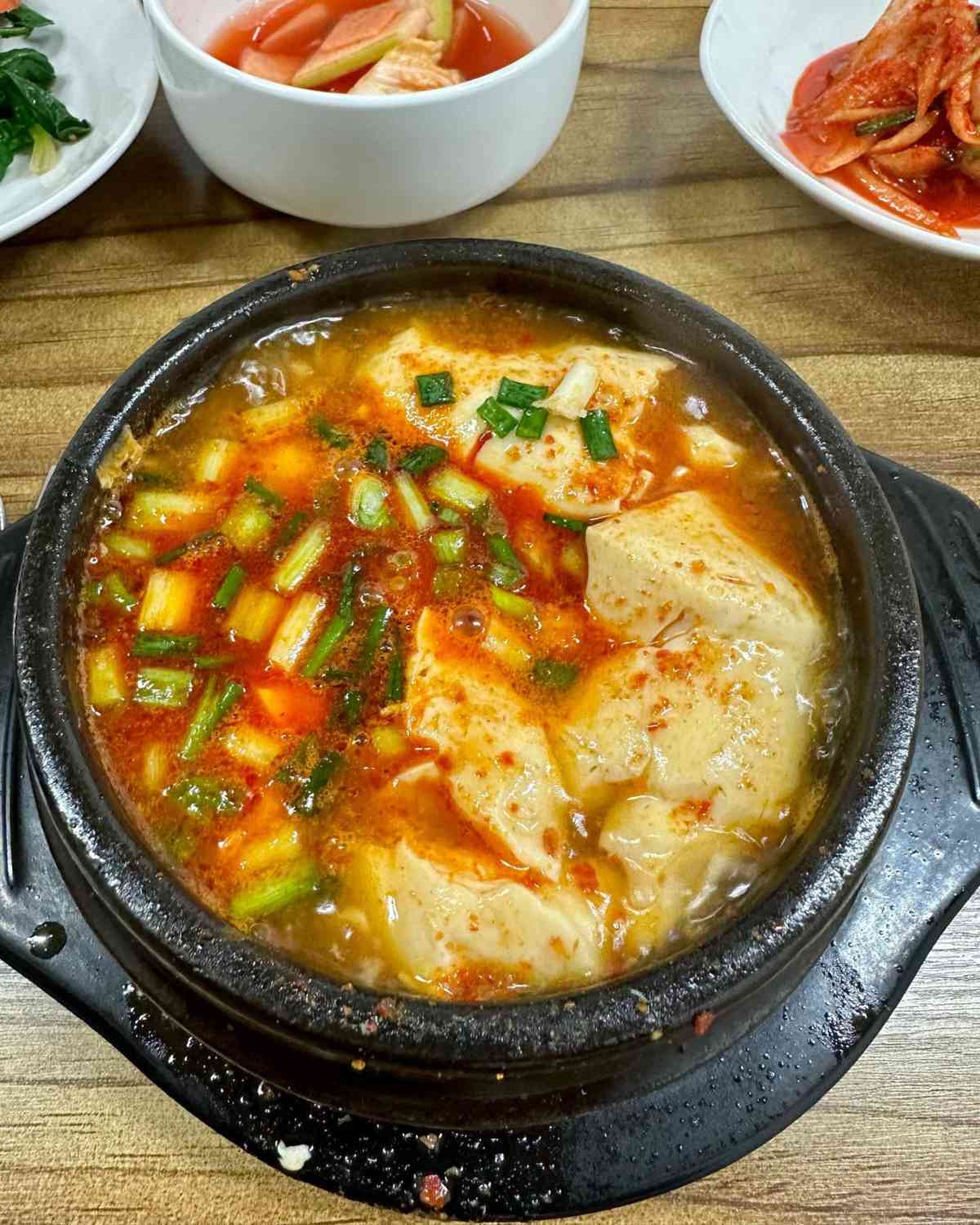 モングルモングル」香ばしい味が魅力的なスンドゥブグルメBEST5
