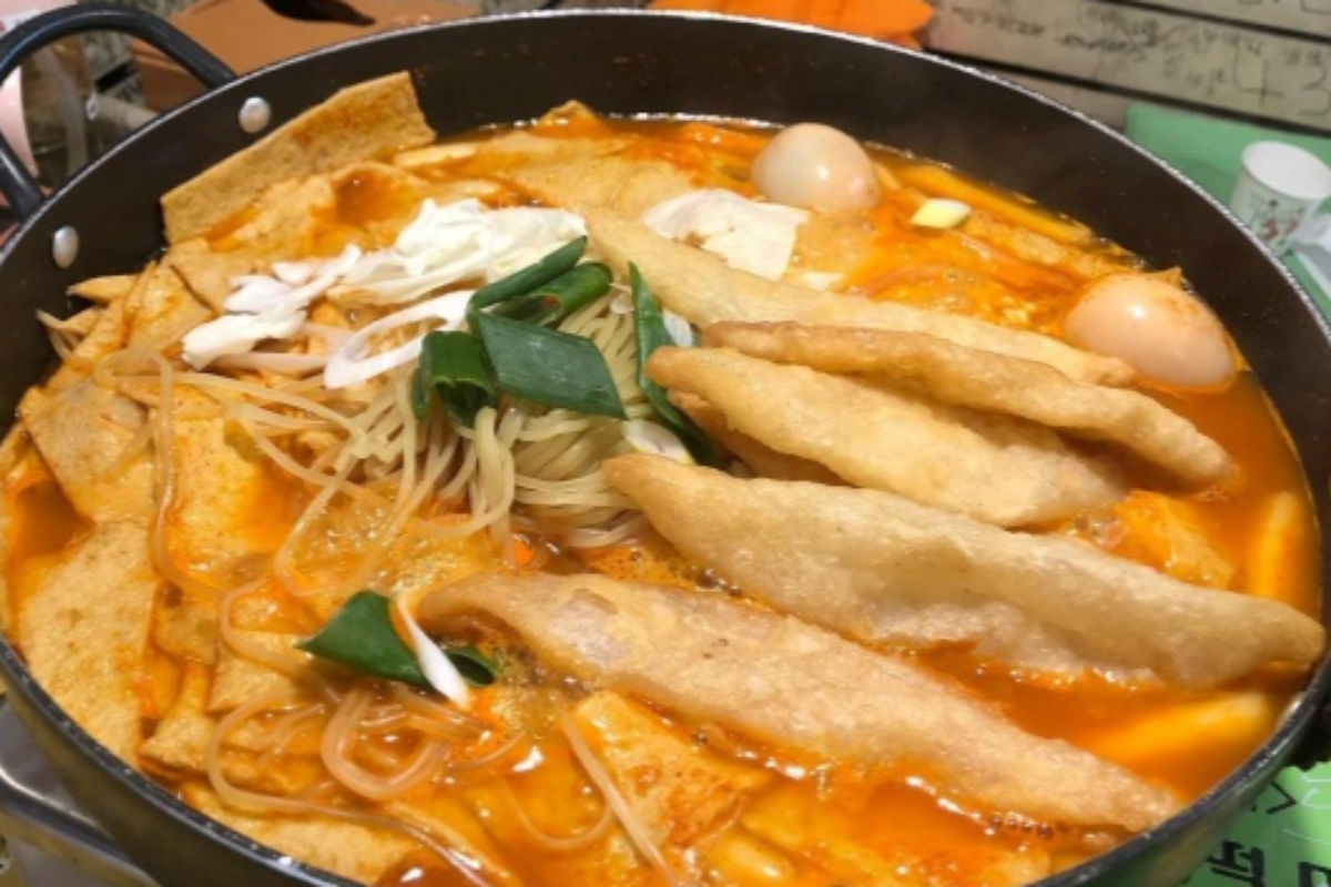 끓일수록 더 진한 매력을 뽐내는 즉석 떡볶이 맛집 BEST5