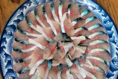풍요로운 자연의 맛과 손맛이 살아 있는 경남 지역 맛집 4곳