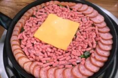 진한 육수와 푸짐한 재료가 어우러진 국물맛, 전국 부대찌개 맛집 5곳