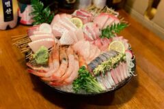 바다의 신선한 맛과 활력이 살아있는 부산 맛집 5곳